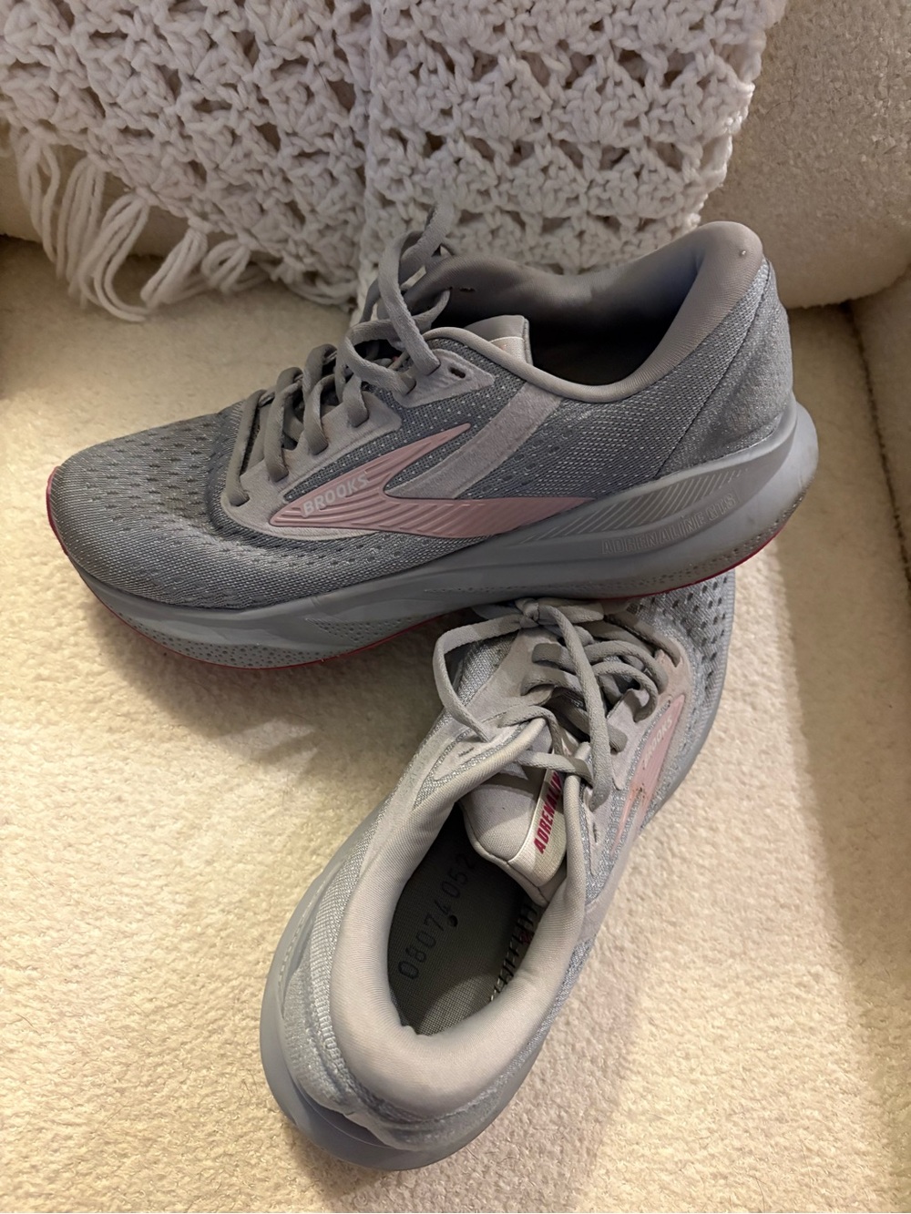 Brooks Women's Light Gray and Pink Athletic Running Shoes